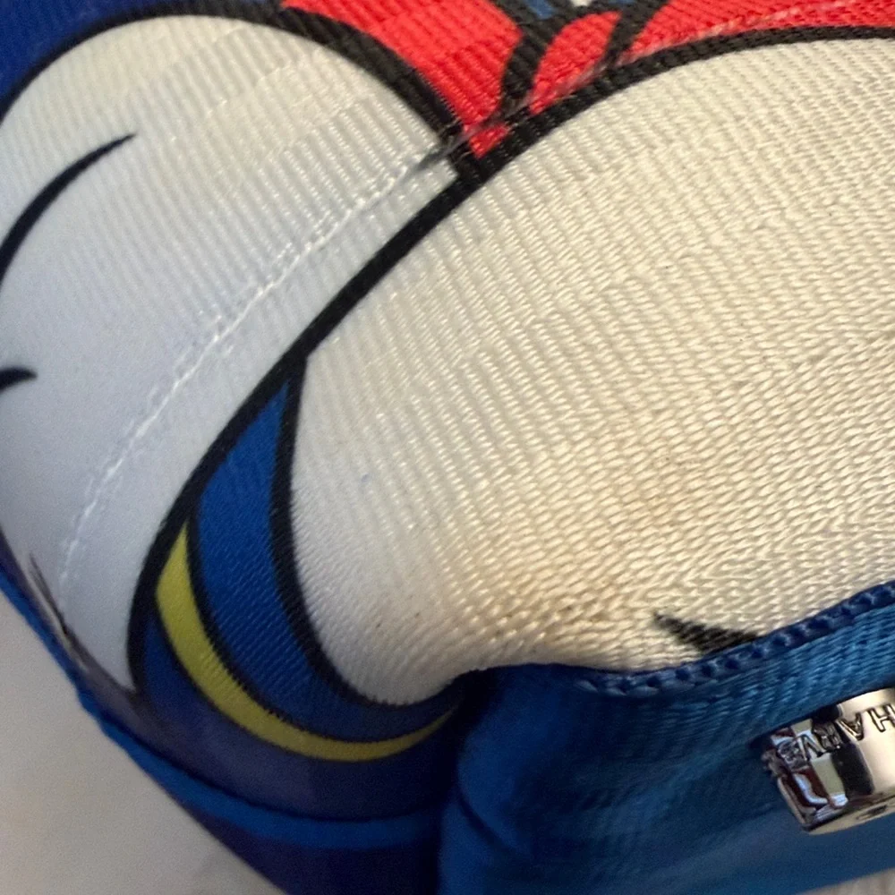 Harveys Seatbelt Donald Duck Wanderer bag💙PRICE FIRM